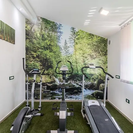 Hébergement de vacances Fuer Grosse Ansprueche Mit Grossem Pool, Sauna, Whirlpool, Billard